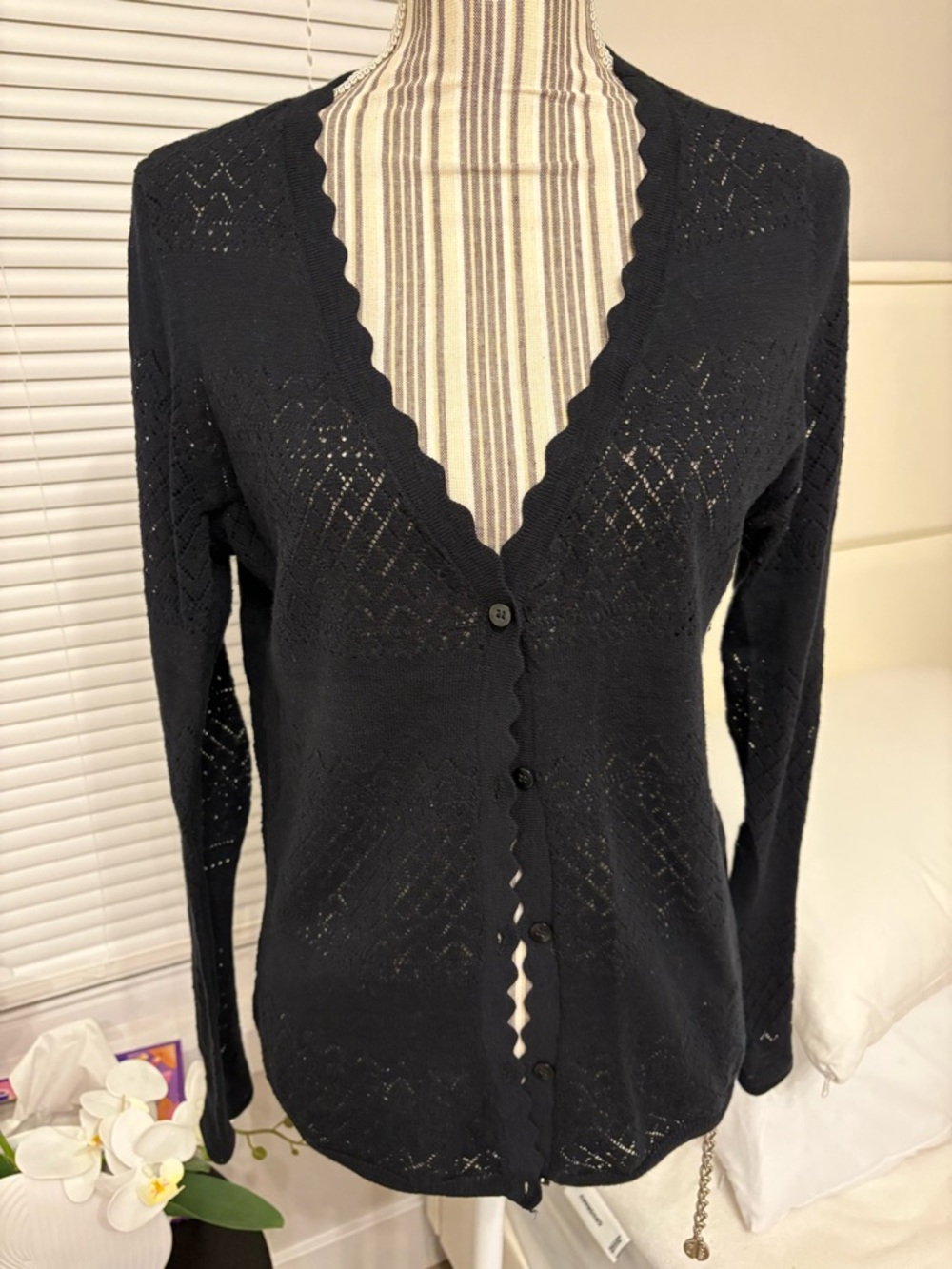 Frye Black Scallop-Edge Knit Cardigan Sweater Sz M